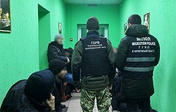 Украинские пограничники задержали мигрантов из Беларуси - charter97.org - Украина - Белоруссия - Минск
