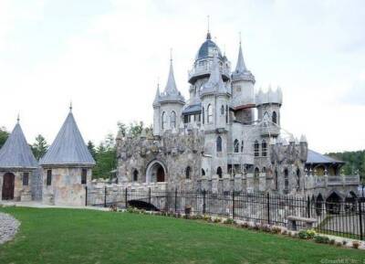 Окна с бриллиантами: в США продают роскошный замок за 35 миллионов долларов - unn.com.ua - США - Украина - Киев - штат Коннектикут