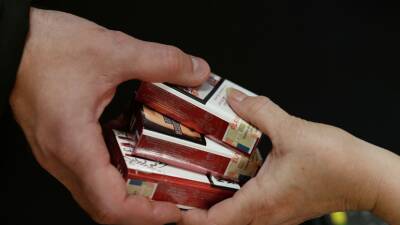 Денис Мантуров - В России предложили ограничить использование госсимволов на алкогольной продукции - russian.rt.com - Россия
