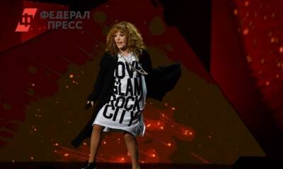 Алла Пугачева - Лариса Долина - Раскрыт страшный секрет Пугачевой: звезды подсели на иглу ради стройной талии - fedpress.ru - Москва - Россия - Дания