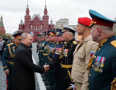 Генералам и адмиралам в России продлили предельный возраст службы... - politnavigator.net - Россия
