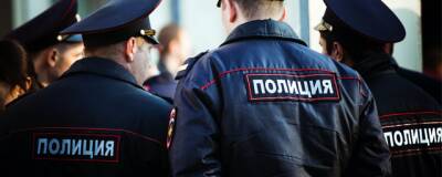 Новосибирские полицейские оперативно вернули женщине телефон, украденный в автобусе - runews24.ru - Россия - Новосибирск