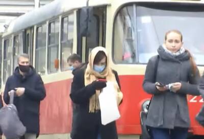 Виктор Ляшко - Стало известно, какая область может первой покинуть "красную зону": где есть улучшение ситуации - politeka.net - Украина - Луганская обл.