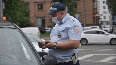 «Красная тряпка»: автоэксперт рассказал, какие машины больше всего привлекают внимание ДПС - vm.ru - Москва