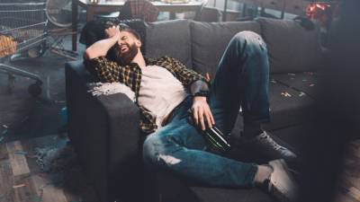 Каким знакам зодиака лучше не наливать - 5-tv.ru