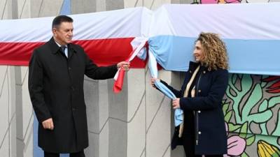 В Польше открыли Стену памяти Бен-Гуриона - vesty.co.il - Израиль - Польша