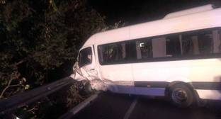 Девять человек стали жертвами автоаварии с микроавтобусом в Сочи - kavkaz-uzel.eu - Сочи - Краснодарский край - район Лазаревский, Сочи
