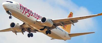 В самолете умер мужчина с COVID-19, но смерть заметили после посадки - w-n.com.ua - Стамбул