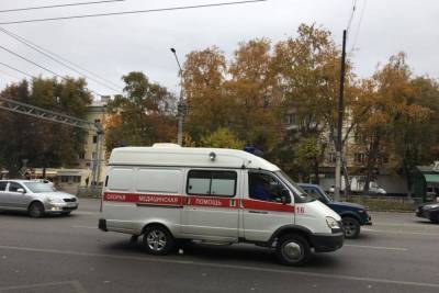 В Воронеже неизвестный сбил пенсионерку и скрылся, очевидцев просят откликнуться - vrn.mk.ru - Россия - Воронеж - Воронежская обл.