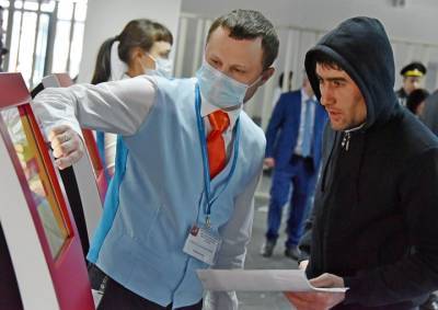 МВД предложило собирать отпечатки пальцев у трудовых мигрантов - vm.ru - Россия