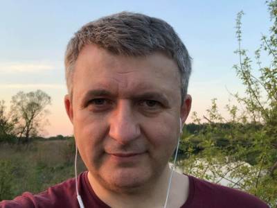 Юрий Романенко - В Киеве ограничили скорость до 50 км/ч. Но все как ехали сотку, так и будут ехать, включая полицию в потоке - gordonua.com - Украина - Киев