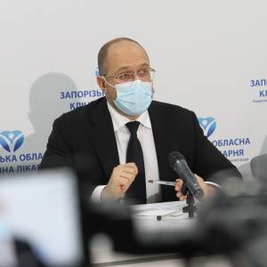 Денис Шмыгаль - Вакцинация, отопительный сезон и тарифы: в Запорожье премьер рассказал, чего ожидать от ближайшей зимы. Фото - reporter-ua.com - Украина - Запорожская обл. - Запорожье
