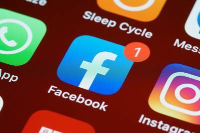 Facebook откажется от функции распознавания лиц на фото и видео - vm.ru