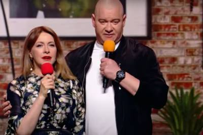 Елена Крав - Евгений Кошевой - Елена Кравец, Евгений Кошевой и другие звезды "Квартал 95" снялись в игре родом из детства: "Моя самая большая любовь" - sport.politeka.net - Украина