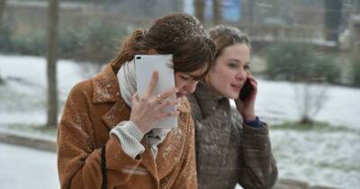 Эксперт рассказал, как в мороз продлить жизнь смартфона - ren.tv