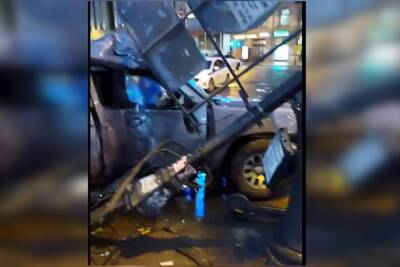 В аварии на Лиговском проспекте пострадали 5 человек - spb.mk.ru - Санкт-Петербург