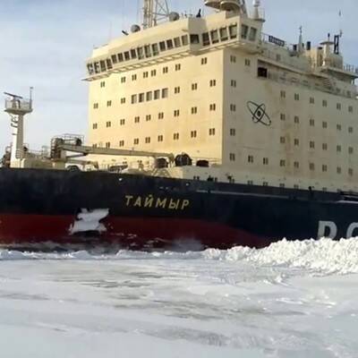 Для помощи застрявшим на Северном морском пути судам организовали оперативный штаб - radiomayak.ru - Мурманск - Чукотка