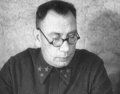 Иосиф Сталин - Андрей Власов - Генерал Власов: как в СССР на самом деле относились к главному предателю Великой Отечественной - Русская семерка - russian7.ru