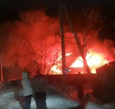 Пожар в кузбасском городе попал на видео - gazeta.a42.ru - Кемеровская обл.