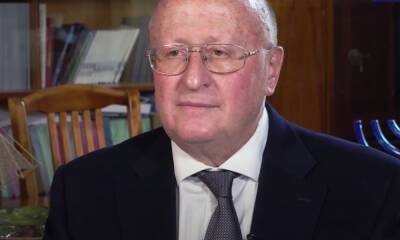 Александр Гинцбург - Известный ученый одобрил идею лишать медиков-антипрививочников их дипломов - gubdaily.ru - Россия