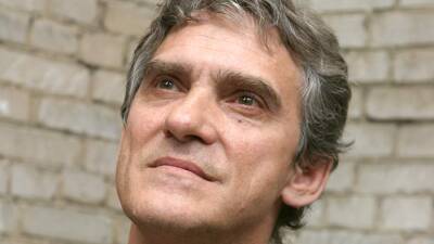 Валерий Гаркалин - Актера Валерия Гаркалина похоронят на Миусском кладбище в Москве - iz.ru - Москва - Россия - Израиль