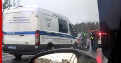 Труп мужчины выпал из багажника попавшего в ДТП под Петербургом автомобиля - profile.ru - Ленинградская обл. - Санкт-Петербург - р-н Всеволожский