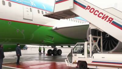 Шавкат Мирзиеев - Трап "Россия" к "Узбекистану": для Путина и Мирзиеева сделали ручки - vesti.ru - Москва - Россия - Узбекистан