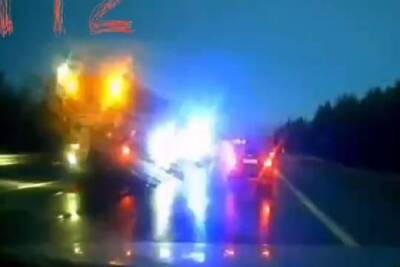 Во время аварии в Ленобласти на трассе «Сортавала» из багажника машины вылетел труп - versia.ru - Ленинградская обл. - Санкт-Петербург