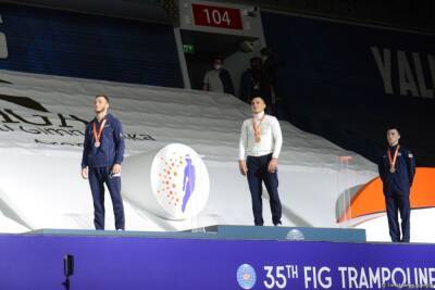 В Баку прошла церемония награждения победителей ЧМ в программе прыжков на двойном мини-батуте и акробатической дорожке (ФОТО) - trend.az - Россия - США - Швеция - Испания - Азербайджан