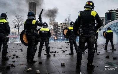 В Гааге протесты против COVID-ограничений закончились беспорядками - korrespondent.net - Украина - Голландия - Гаага