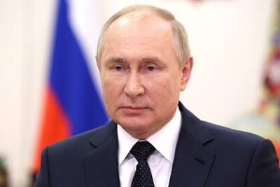 Владимир Путин - Анатолий Альтштейн - Вирусолог оценил опасность участия Путина в испытаниях вакцины против COVID-19 - lenta.ru - Россия