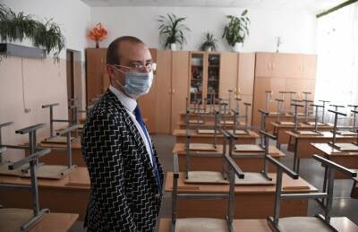 Из-за непогоды в школах Владивостока отменили занятия во вторую смену - interfax-russia.ru - Владивосток - Ситуация
