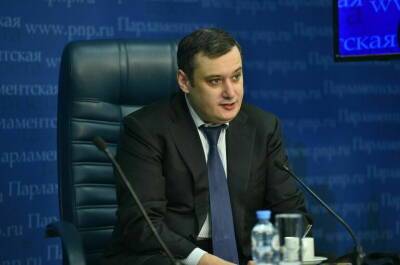 Александр Хинштейн - Хинштейн назвал решение сейма Латвии о запрете георгиевских ленточек недружественным актом - pnp.ru - Россия - Латвия