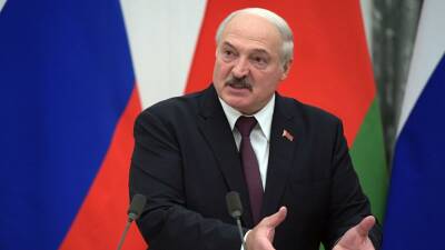 Александр Лукашенко - Лукашенко заявил о снижении числа вытесняемых странами ЕС в Белоруссию беженцев - russian.rt.com - Белоруссия - Польша - Литва - Латвия
