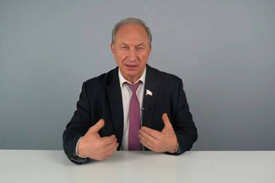 Валерий Рашкин - Игорь Краснов - Рашкин признался в незаконной охоте - lenta.ru - Россия