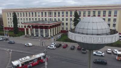 «В аудитории стояли и сидели на полу». Что спасло Воронежский госуниверситет от закрытия - vestivrn.ru - Воронеж