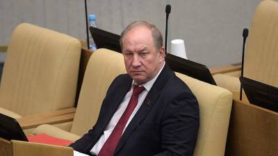 Валерий Рашкин - Рашкин сообщил о проблемах со сном после убийства лося - iz.ru - Россия - Израиль - Саратовская обл.