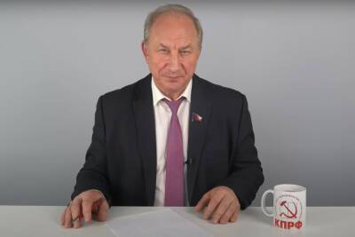 Валерий Рашкин - Появился проект постановления о лишении Рашкина мандата депутата Госдумы - mk.ru - Россия