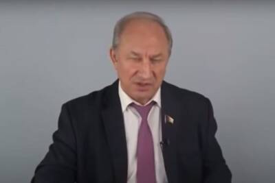Валерий Рашкин - КПРФ оценила дело Рашкина как политический заказ - mk.ru - Россия - Саратовская обл.