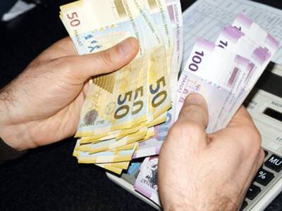 В Азербайджане для расчетов наличными будет установлен лимит в 4000 манатов - trend.az - Азербайджан