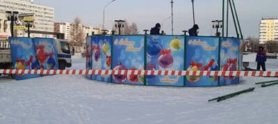В Братске начали устанавливать главную городскую елку - runews24.ru - Братск