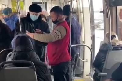 В Уфе начнут проверять QR-коды пассажиров в общественном транспорте - mk.ru - Башкирия - респ. Татарстан - Уфа - Казань
