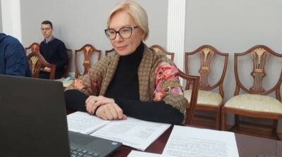 Людмила Денисова - Обязательная вакцинация: омбудсмен предлагает альтернативу отстранения от работы - ru.slovoidilo.ua - Украина