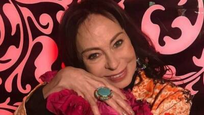 Марина Хлебникова - Марина Хлебникова, певица: как себя чувствует и что с ней сегодня 23 ноября 2021 года - yur-gazeta.ru - Россия