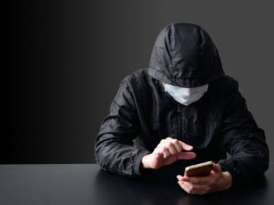 Организаторы фейкового call-центра зарабатывали по 1,5 миллиона в месяц - minfin.com.ua - Украина