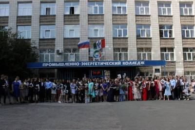 Директора новосибирского колледжа, из которого уволили учителя за поддержку Навального, отправили в колонию строгого режима за откат - tayga.info - Россия - Новосибирск - Новосибирская обл.