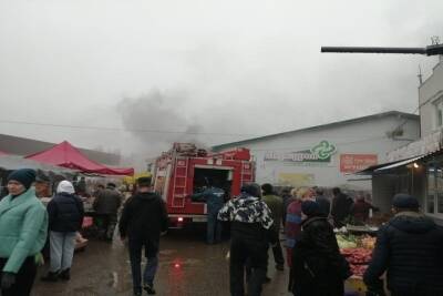 Пострадавшие от пожара на рынке в Сасове арендаторы получат по 250 тысяч - rzn.mk.ru - Рязанская обл. - Рязань