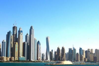 Самый высокий в мире панорамный бассейн открылся в Дубае - aif.ru - Эмираты - Dubai