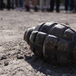 При взрыве гранаты в Донецке пострадали два человека - reporter-ua.com - Донецк
