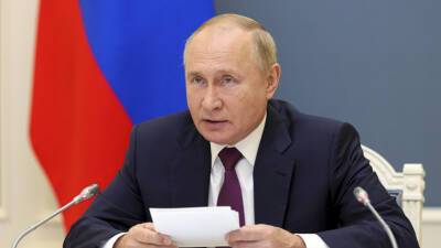Владимир Путин - Татьяна Голикова - Путин призвал подумать над разработкой вакцины от коронавируса для детей от двух лет - russian.rt.com - Россия - Китай